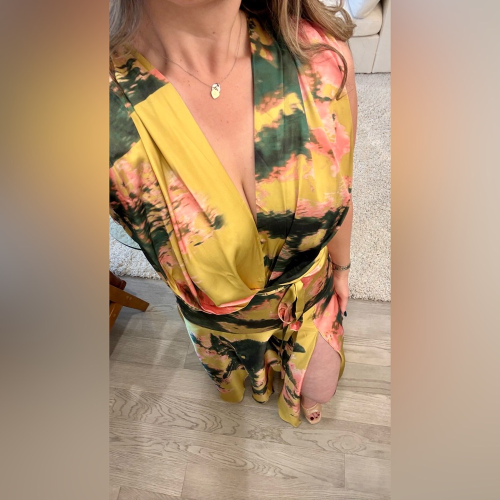 Lime Green Floral Satin Maxi Dress High Slit Wedding Guest (Medium) - Picture 7 of 7